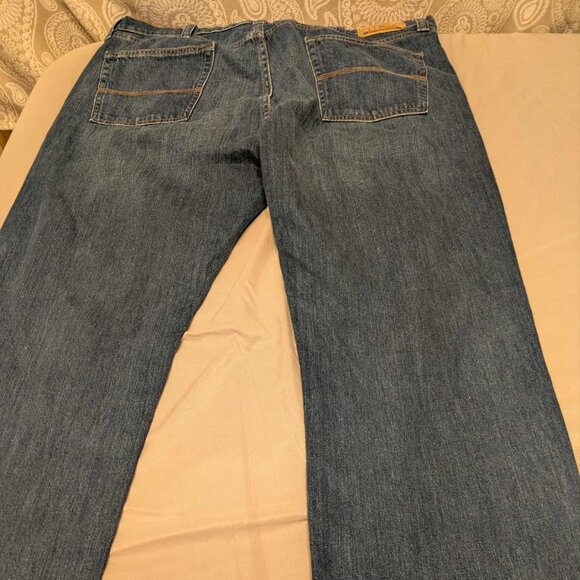 L.L. Bean's Mens 42x 34 Standard Fit 5 Pocket Dark Wash Denim Jeans - Picture 9 of 14